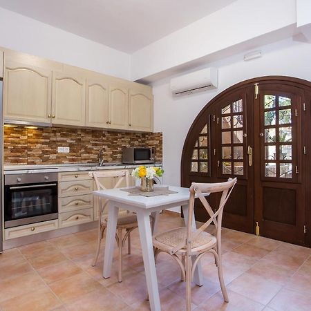 Kamara Antica Apartments Rhodes City Eksteriør bilde